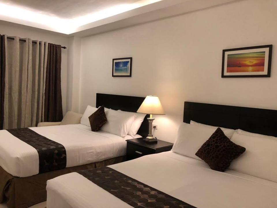 Chateau De Boracay Balabag  Bagian luar foto