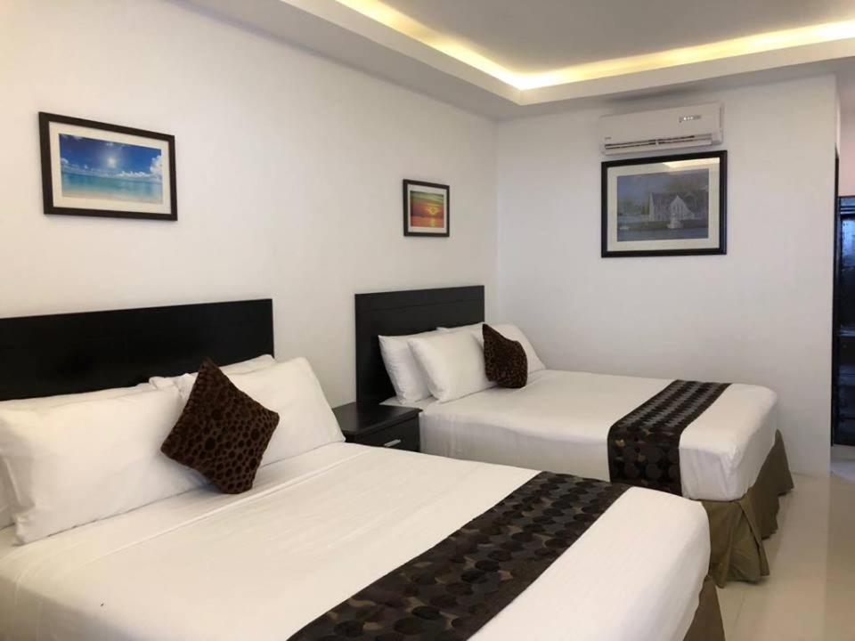 Chateau De Boracay Balabag  Bagian luar foto