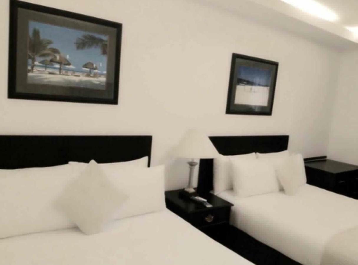 Chateau De Boracay Balabag  Bagian luar foto