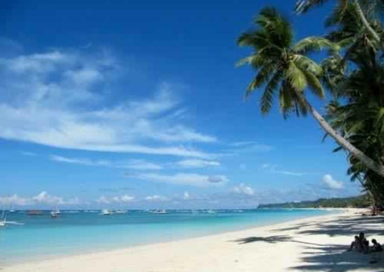 Chateau De Boracay Balabag  Bagian luar foto